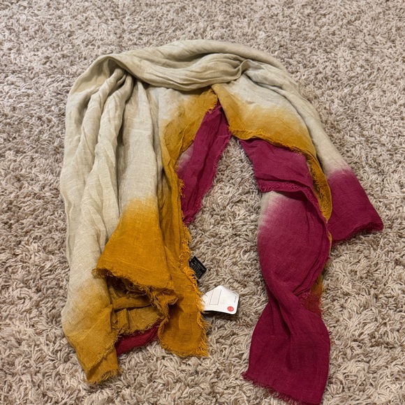 Zara Accessories - Zara Pink and Gold Gradient Scarf